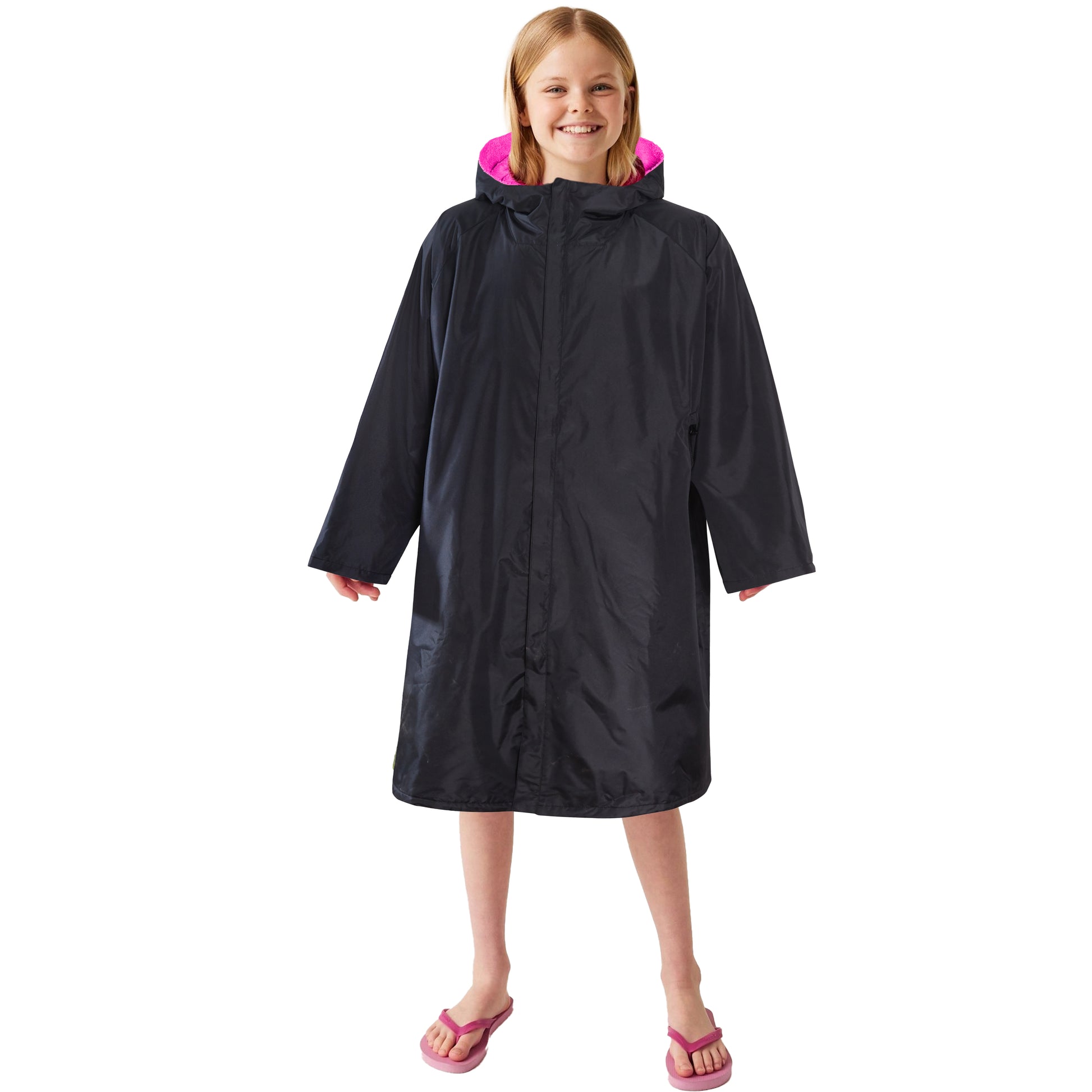 Changing Robe Kids Unisex Hooded Coat Black/Pink Windproof Waterproof Quick Dry for Beach Surfing Swimming by Heatwave Thermalwear. Buy now for £30.00.