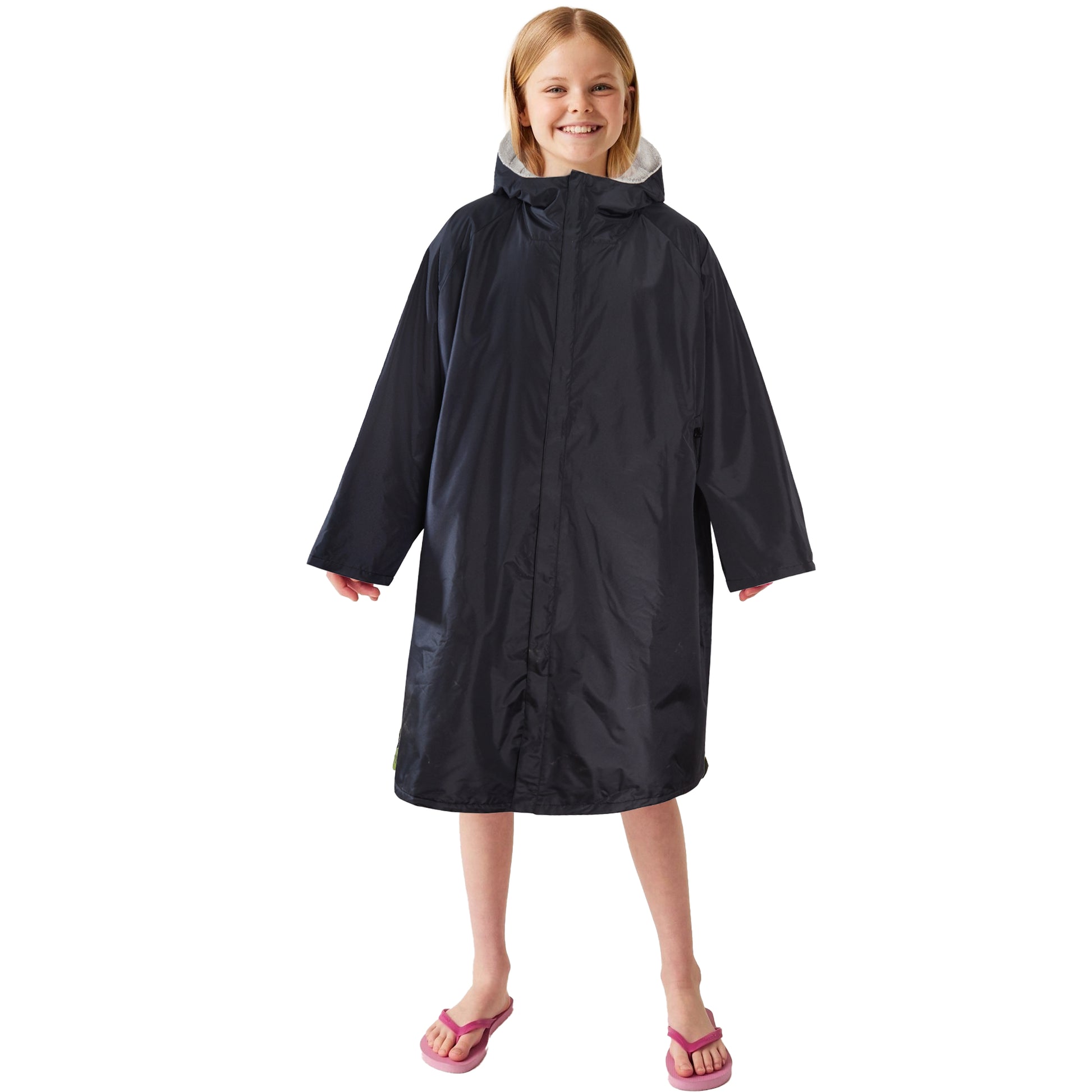 Changing Robe Kids Unisex Hooded Coat Black/Grey Windproof Waterproof Quick Dry for Beach Surfing Swimming by Heatwave Thermalwear. Buy now for £30.00.