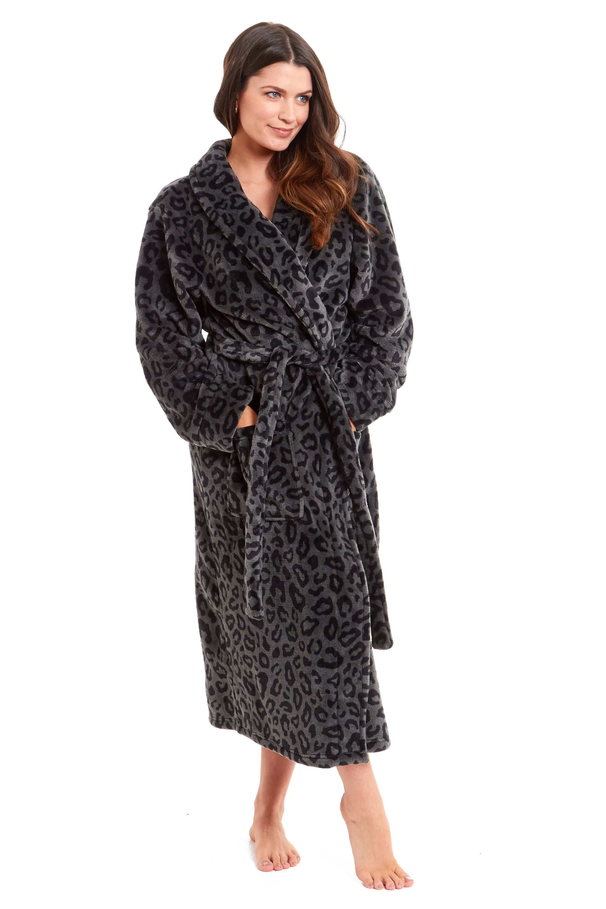 Women's Ultra-Soft Black Leopard Plush Fleece Bath Robe Warm Flannel Loungewear for Home Spa Gym Hotel Chic Animal Print by Daisy Dreamer. Buy now for £20.00.